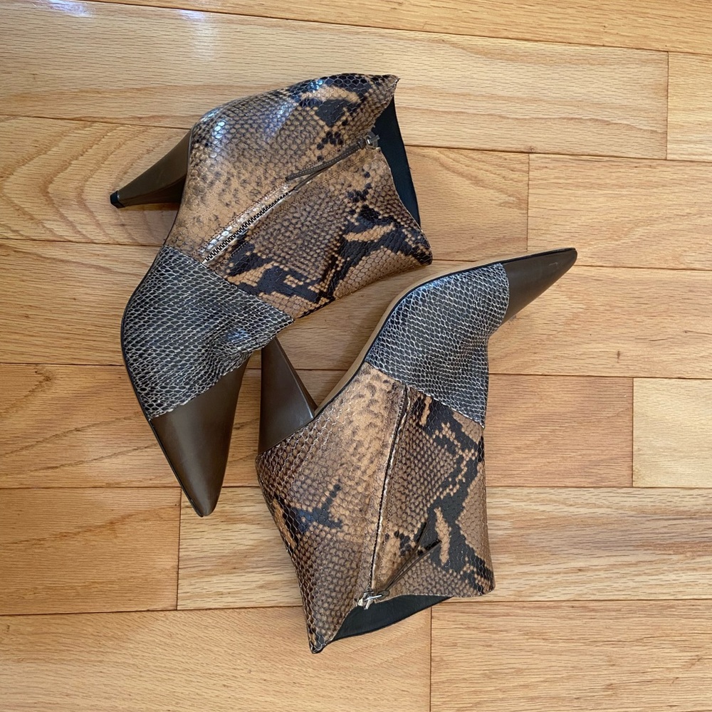 Isabel Marant Latts paneled snake-effect leather ankle boot